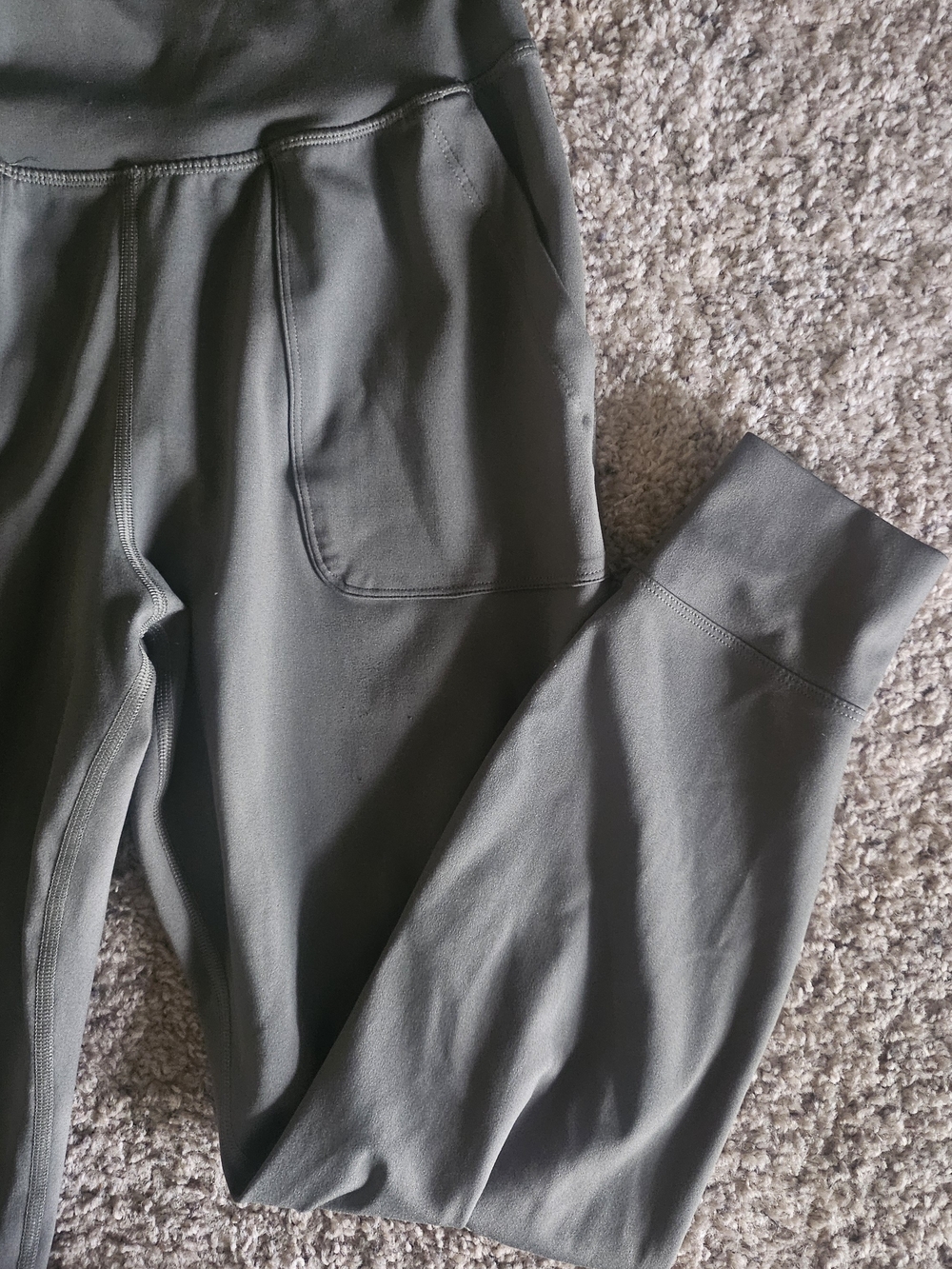 Under Armour Women's Dark Green  Performance Jacket & Leggings Set - Picture 6 of 6
